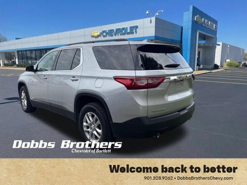 Used 2021 Chevrolet Traverse LT FWD image 6