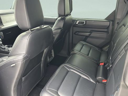 Used 2025 Ford Bronco Outer Banks AWD/4WD image 10