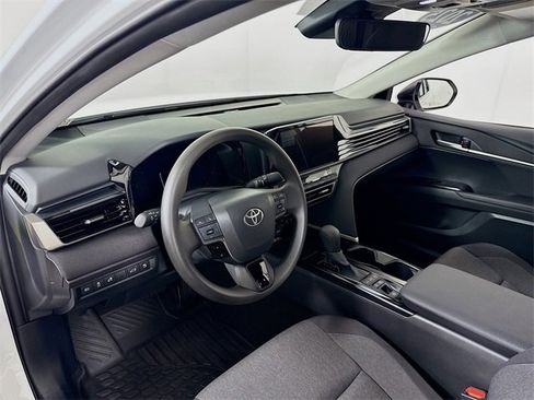 Certified 2025 Toyota Camry LE w/ Convenience Package image 7