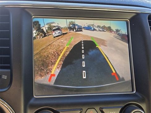 Used 2014 Jeep Grand Cherokee Limited image 19