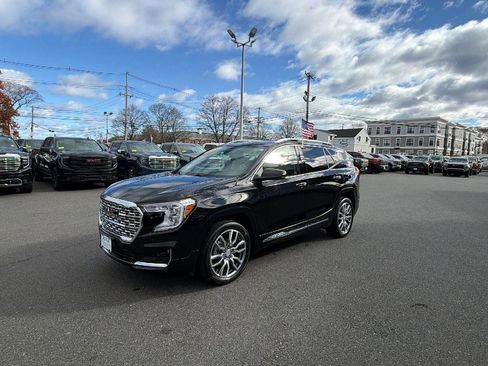 Certified 2023 GMC Terrain Denali image 3