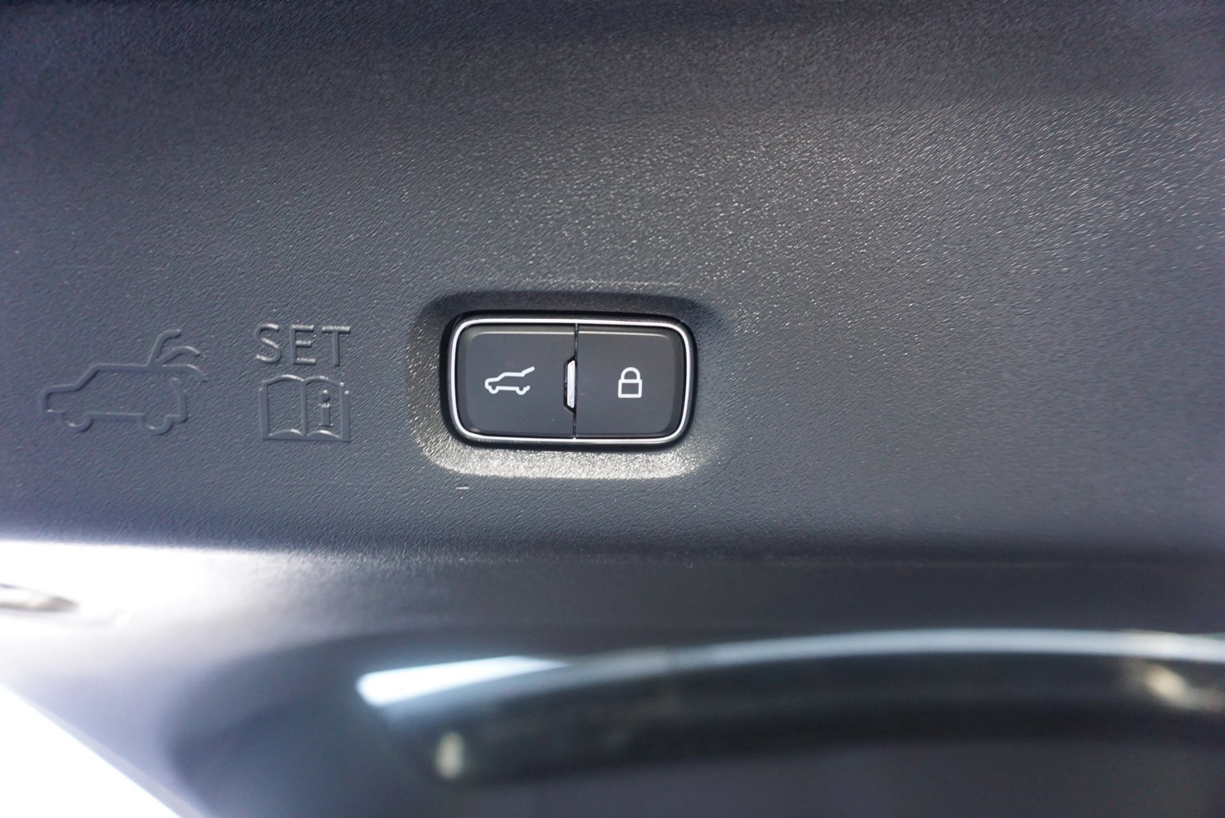 Used 2025 Ford Expedition Active RWD image 26