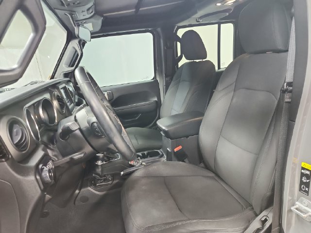 Used 2022 Jeep Wrangler Unlimited Sport AWD/4WD image 19