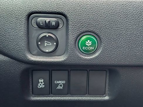 Used 2019 Honda Ridgeline RTL image 11