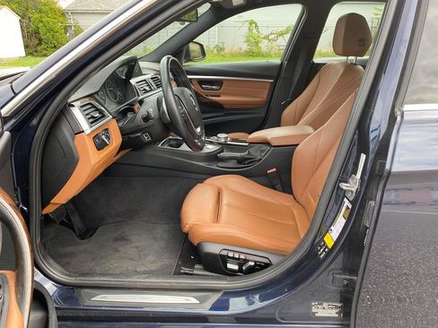 Used 2016 BMW 328i xDrive Sedan AWD/4WD image 11