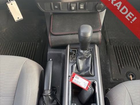 Certified 2019 Toyota Tacoma SR5 image 13