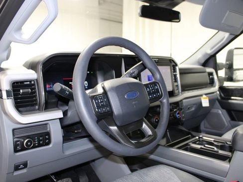 New 2026 Ford F250 XLT w/ XLT Premium Package image 21