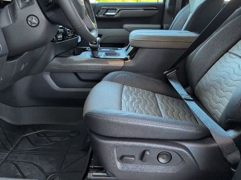 New 2026 Chevrolet Silverado 1500 ZR2 image 11