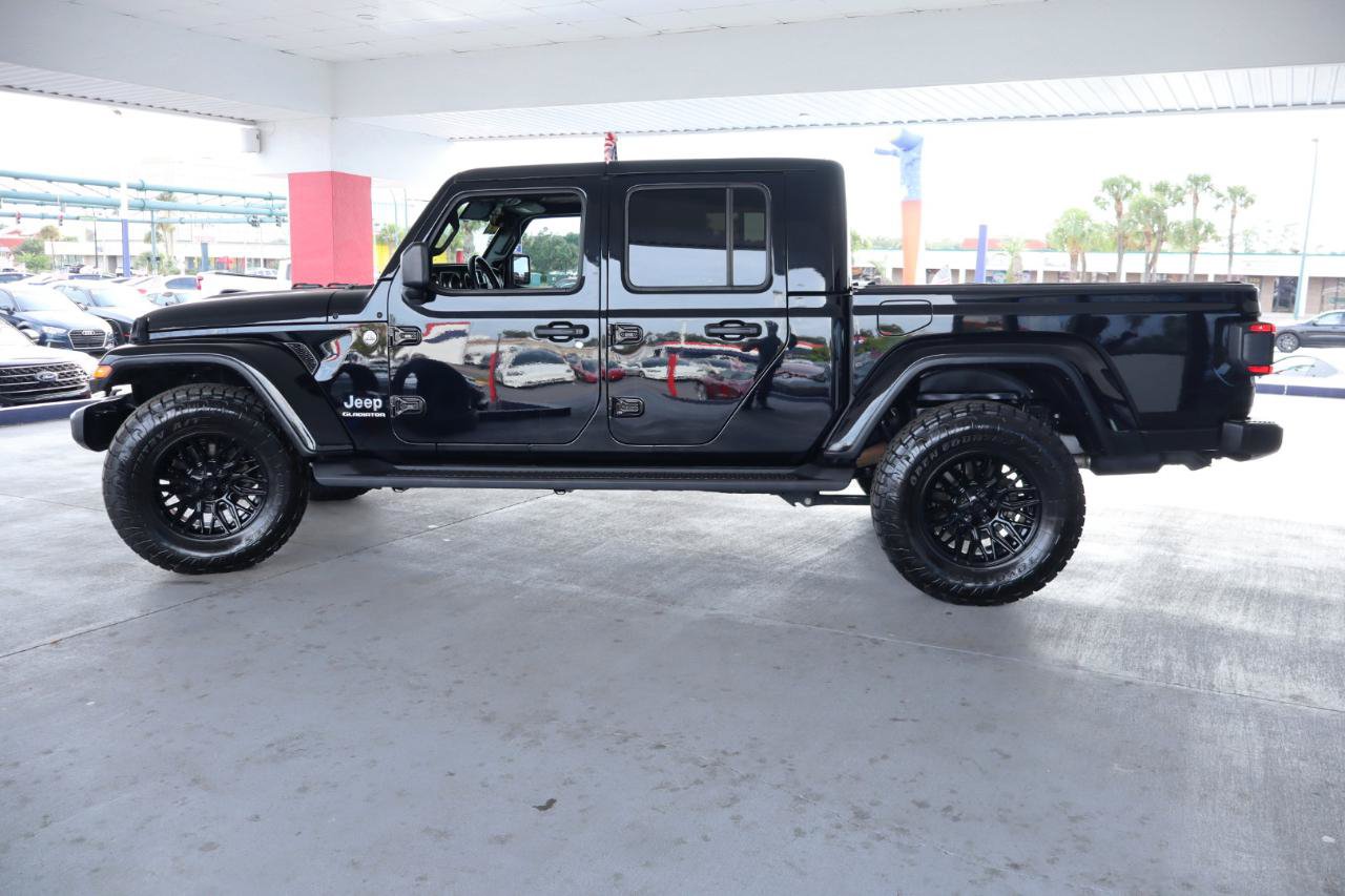 Used 2020 Jeep Gladiator Overland AWD/4WD image 10