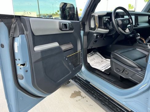 Used 2023 Ford Bronco Badlands w/ Sasquatch Package image 15