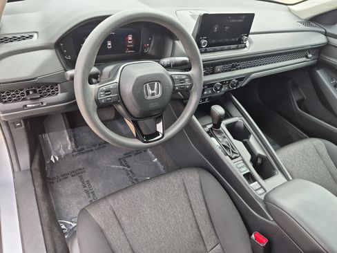 Used 2024 Honda Accord LX image 10