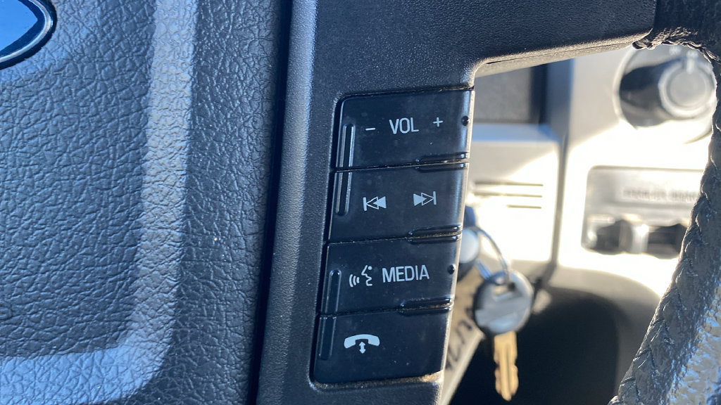 Used 2014 Ford F150 Lariat w/ Equipment Group 502A Luxury AWD/4WD image 22