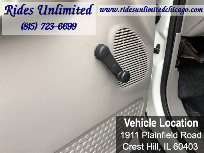 Used 2001 Ford F550 2WD Regular Cab Super Duty image 13
