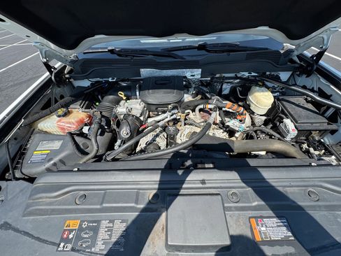 Used 2016 Chevrolet Silverado 3500 W/T image 9