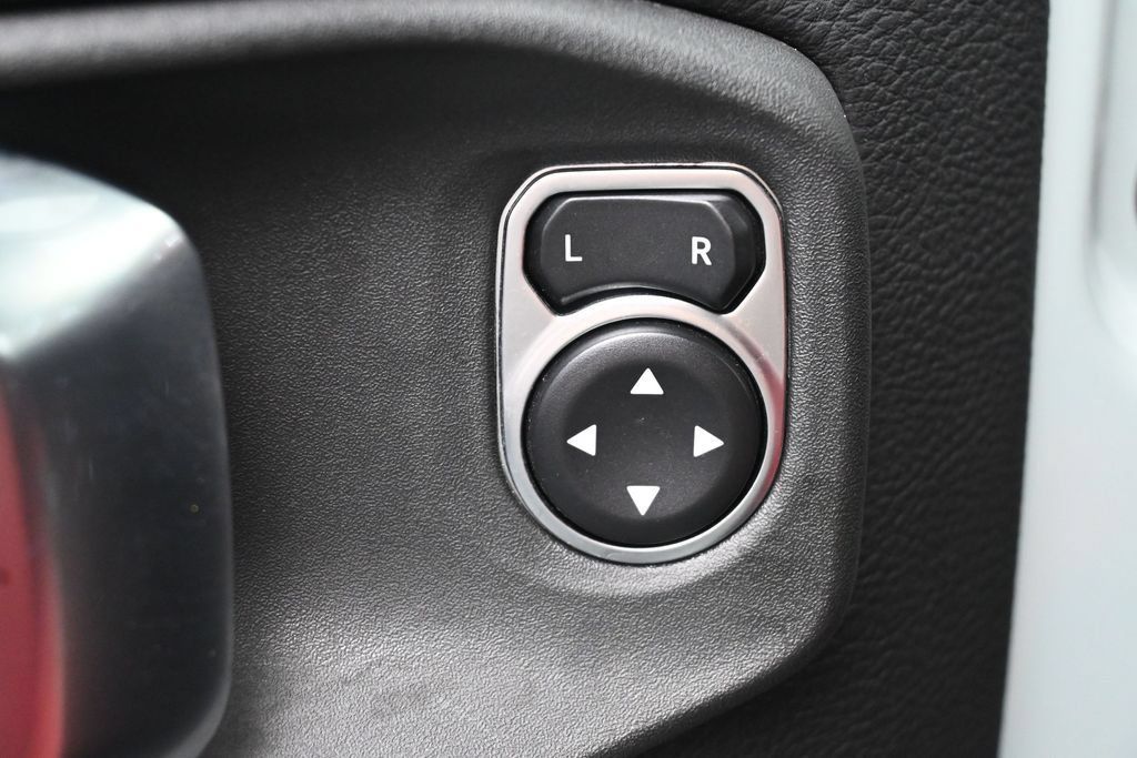 Used 2023 Jeep Wrangler Unlimited Rubicon 4xe AWD/4WD image 12