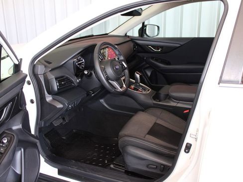Used 2023 Subaru Outback Premium AWD/4WD image 30