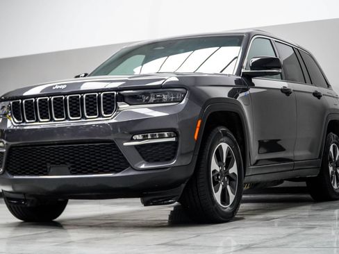 Used 2024 Jeep Grand Cherokee Limited 4xe AWD/4WD image 10