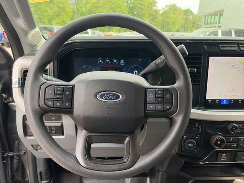 Used 2024 Ford F350 XLT w/ XLT Premium Package AWD/4WD image 17