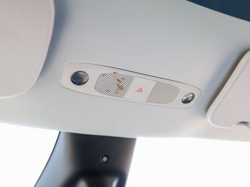 Used 2023 Tesla Model Y Performance image 20