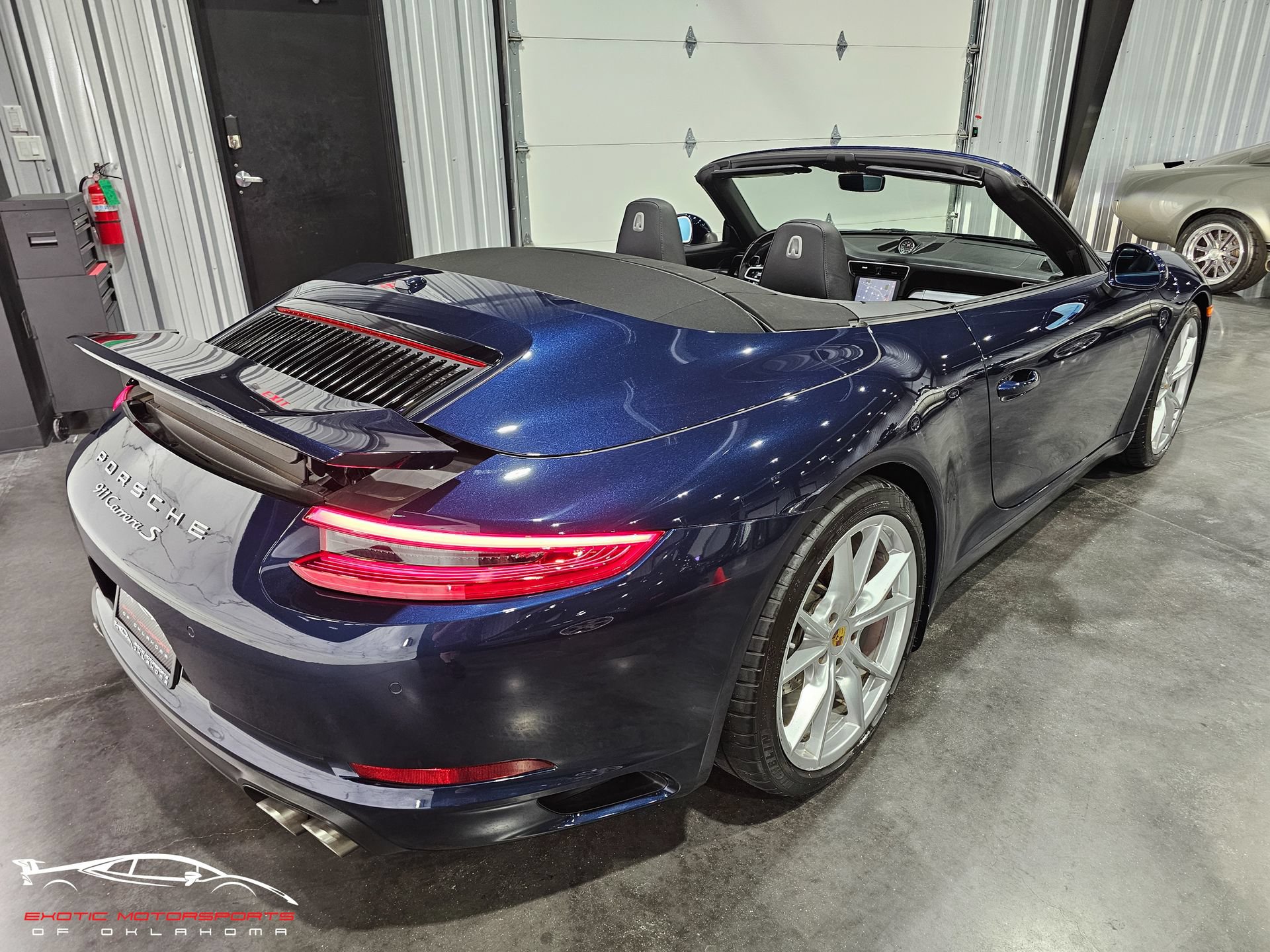 Used 2017 Porsche 911 Carrera S RWD image 43