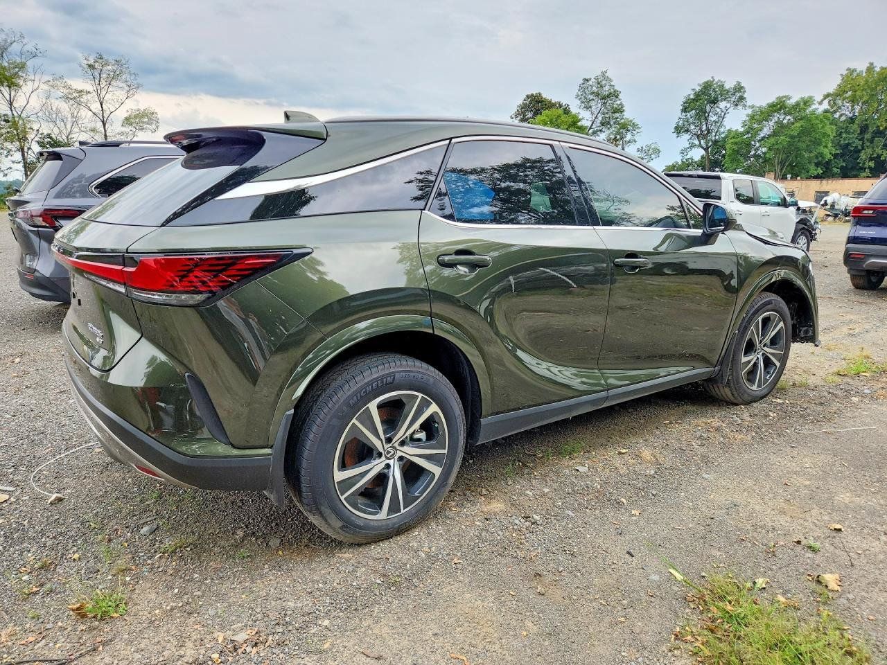Used 2025 Lexus RX 350h w/ Accessory Package (K3) AWD/4WD image 5