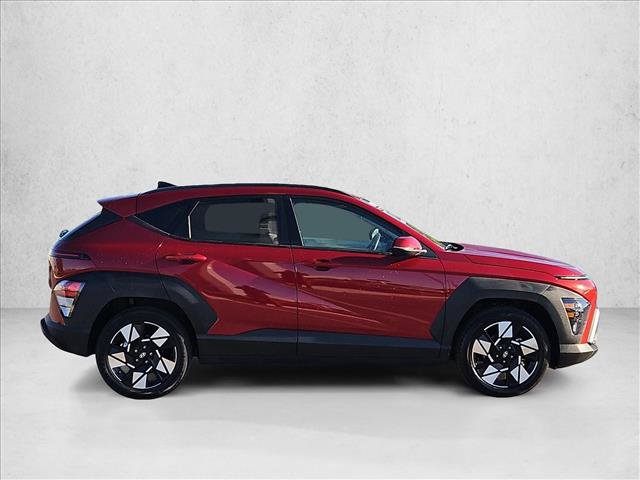 Used 2025 Hyundai Kona SEL FWD image 4
