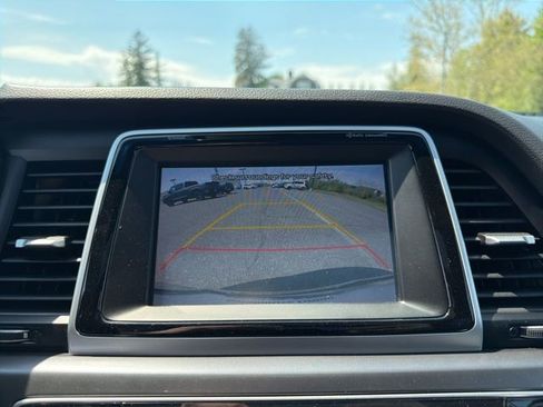 Used 2018 Hyundai Sonata Sport FWD image 19