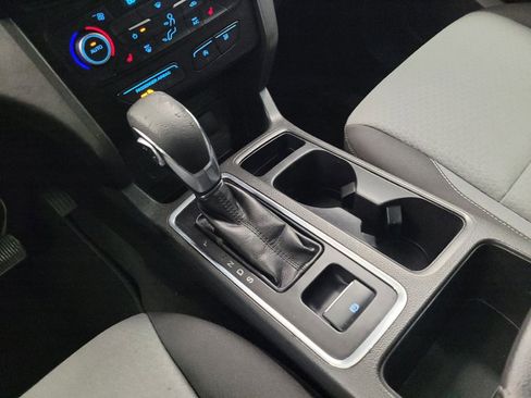 Used 2018 Ford Escape SE w/ SE Sync 3 Package FWD image 26