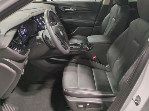 Used 2022 Buick Envision Essence w/ Technology Package I image 20