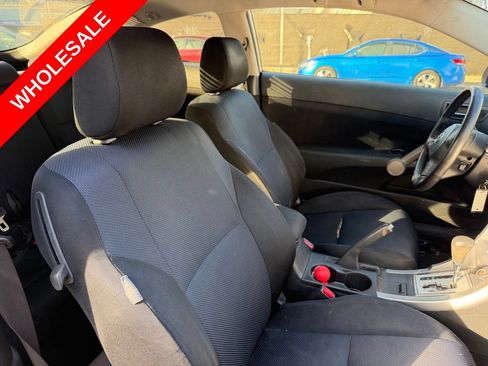 Used 2009 Scion tC FWD image 9