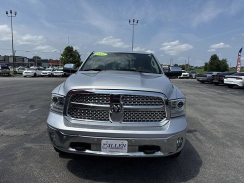 Used 2017 RAM 1500 Laramie w/ Convenience Group AWD/4WD image 8