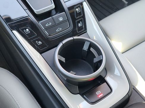 Used 2022 Porsche 911 Carrera 4 GTS image 26