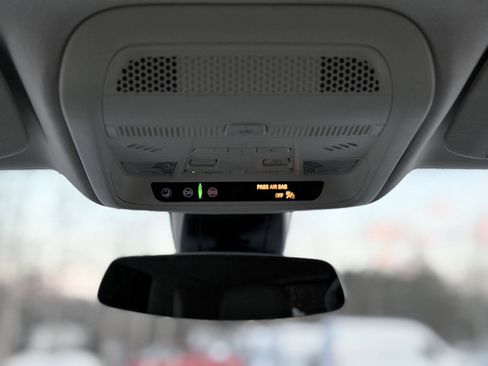 Used 2020 Cadillac XT5 Premium Luxury image 22