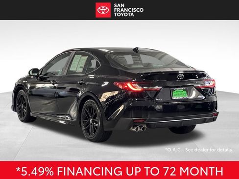 Certified 2025 Toyota Camry SE FWD image 3