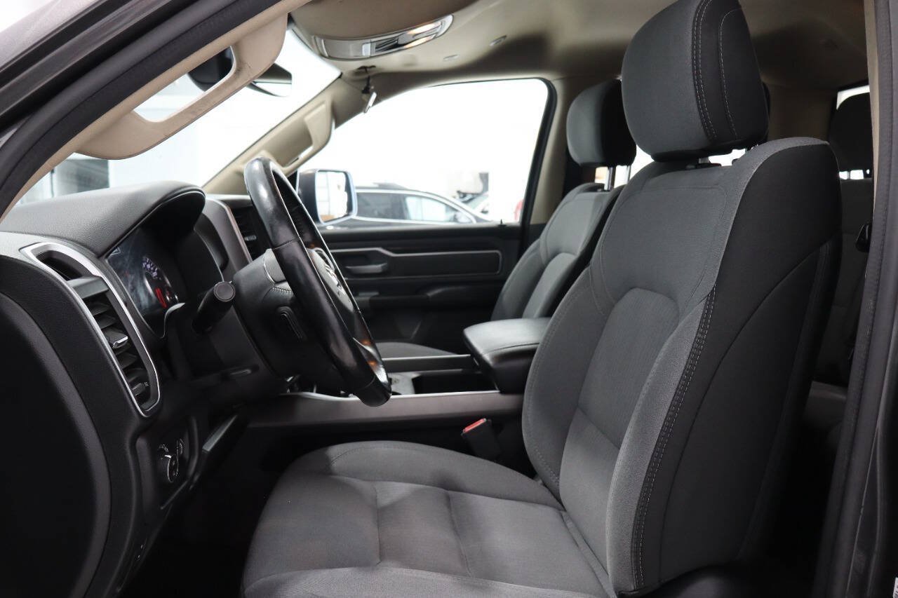 Used 2020 RAM 1500 Big Horn RWD image 14