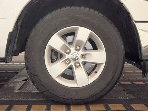 Used 2019 RAM 1500 Classic SLT w/ Luxury Group AWD/4WD image 10