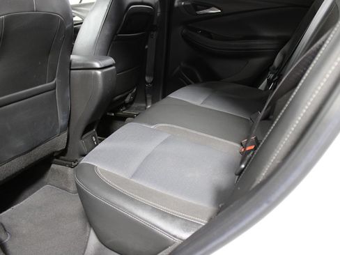 Used 2021 Buick Encore GX Select AWD/4WD image 34
