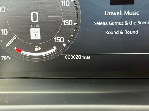 New 2026 Land Rover Defender 110 S image 31