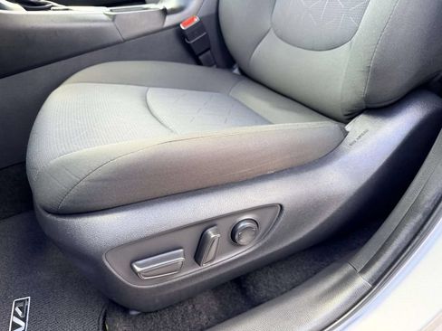 Certified 2025 Toyota RAV4 XLE AWD/4WD image 18