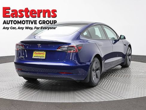 Used 2023 Tesla Model 3 Standard Range RWD image 5