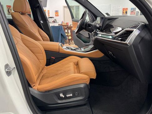 Used 2026 BMW X5 xDrive40i image 17