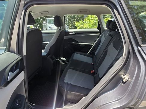 Certified 2023 Volkswagen Taos S FWD image 13