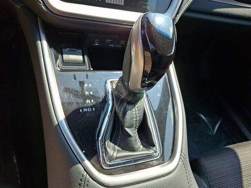 Used 2022 Subaru Outback Premium AWD/4WD image 16