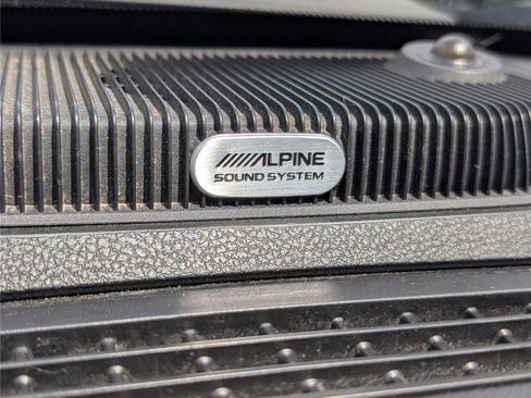 Used 2014 RAM 2500 Laramie w/ Black Appearance Group AWD/4WD image 32