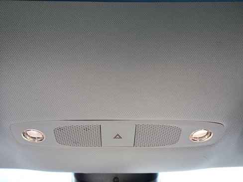 Used 2023 Tesla Model 3 Standard Range image 57