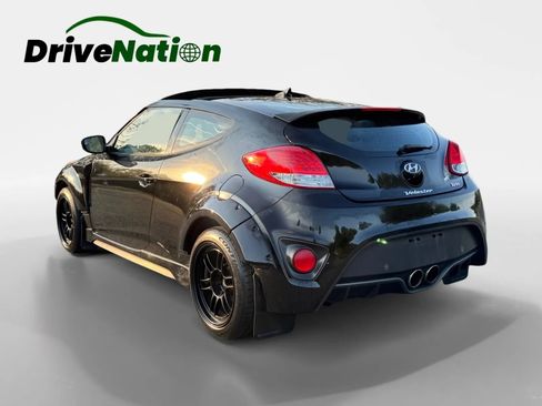 Used 2015 Hyundai Veloster Turbo w/ Option Group 04 FWD image 7