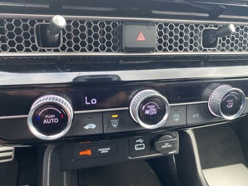 Used 2024 Honda Civic Sport image 29