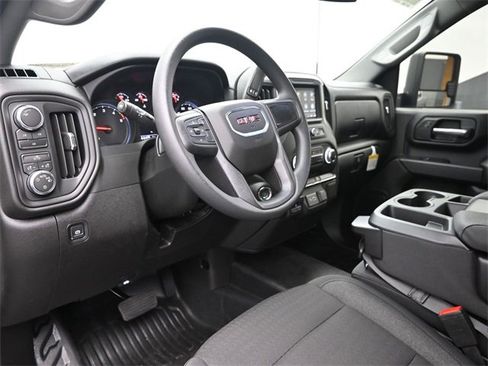 New 2026 GMC Sierra 2500 Pro image 8