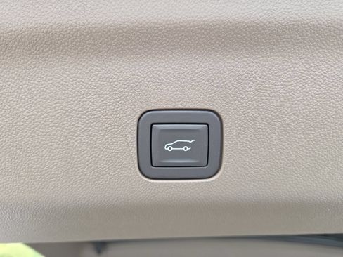 New 2026 GMC Yukon Denali w/ Advanced Technology Package AWD/4WD image 26