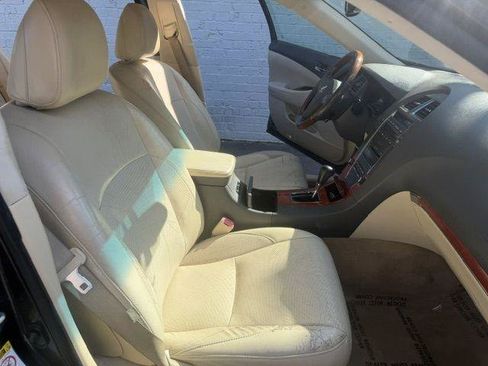 Used 2011 Lexus ES 350 FWD image 11